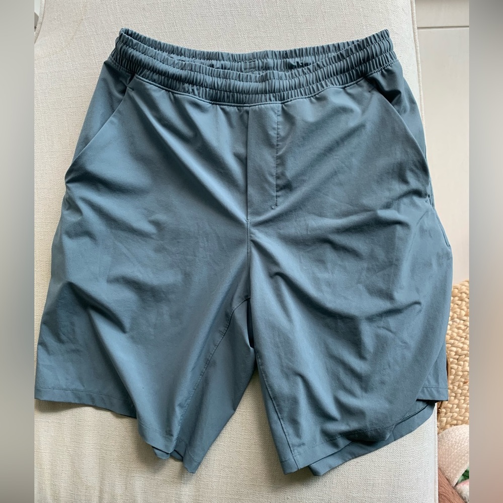 Lululemon Pace Breaker 9” Linerless Medium Shorts